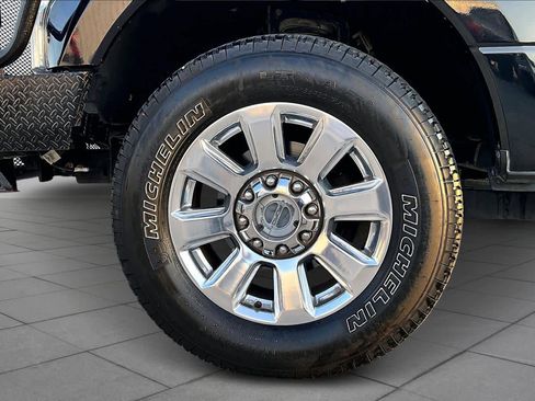 Used 2020 Ford F250 Platinum image 11