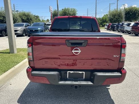 Certified 2024 Nissan Frontier SV w/ Technology Package RWD image 8