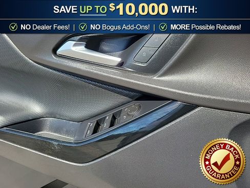 New 2026 Chevrolet Equinox LT w/ Convenience Package II FWD image 19