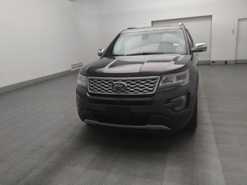 Used 2016 Ford Explorer Platinum image 15
