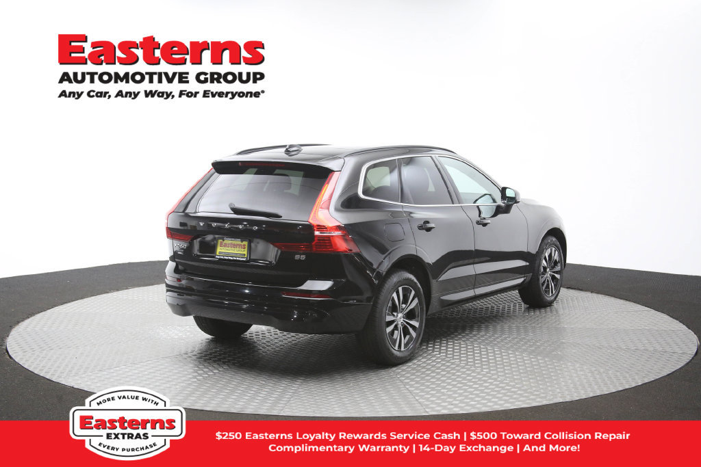 Used 2023 Volvo XC60 B5 Core FWD image 41