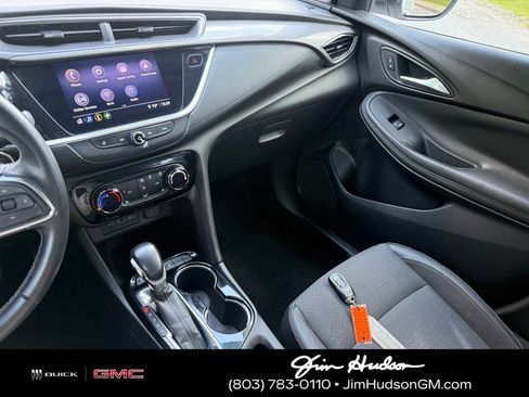 Used 2020 Buick Encore GX Preferred w/ Cold Weather Comfort Package AWD/4WD image 28