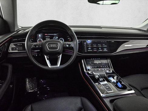 Used 2023 Audi Q8 Premium Plus w/ Premium Plus Package image 19