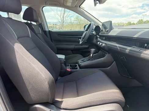 Used 2023 Honda CR-V LX image 28