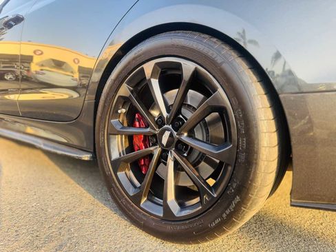 Used 2017 Cadillac ATS V w/ Luxury Package image 22