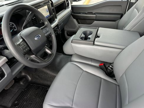 New 2026 Ford F250 XL w/ XL Chrome Package image 9