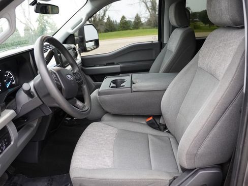 Certified 2024 Ford F350 XLT AWD/4WD image 16