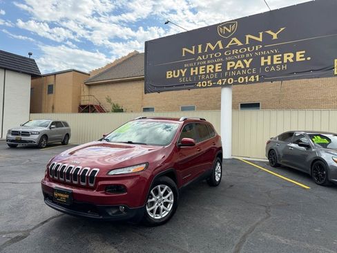 Used 2015 Jeep Cherokee Latitude w/ Comfort/Convenience Group FWD image 42