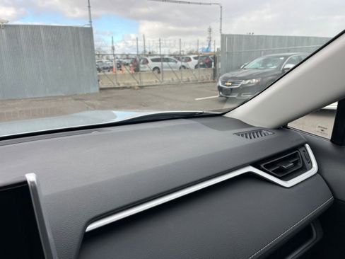Used 2025 Toyota RAV4 LE image 34