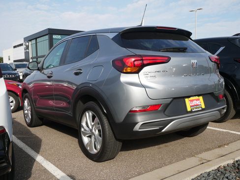 Used 2024 Buick Encore GX Preferred w/ Comfort Package AWD/4WD image 4