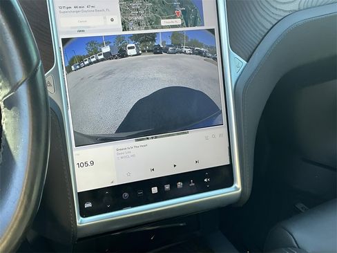 Used 2018 Tesla Model S 75D image 21