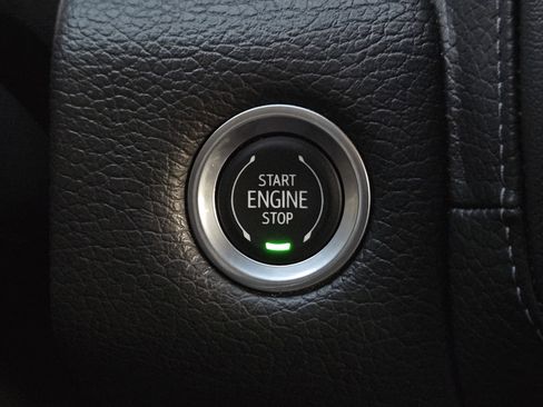 Used 2023 GMC Yukon XL Denali w/ Denali Reserve Package image 22