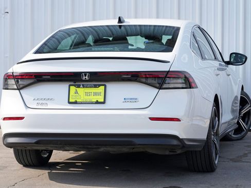 Used 2023 Honda Accord Sport image 4
