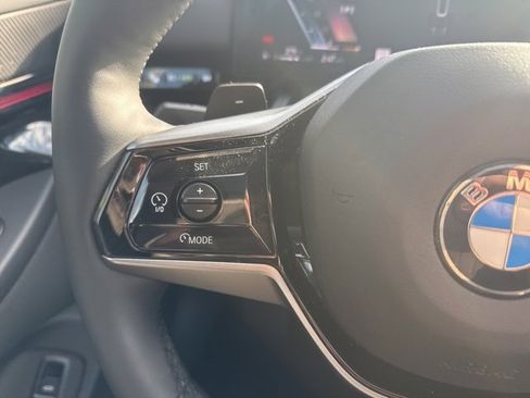 Used 2025 BMW 530i xDrive w/ Premium Package image 13