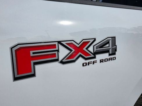 New 2026 Ford F350 Lariat w/ Chrome Package image 38