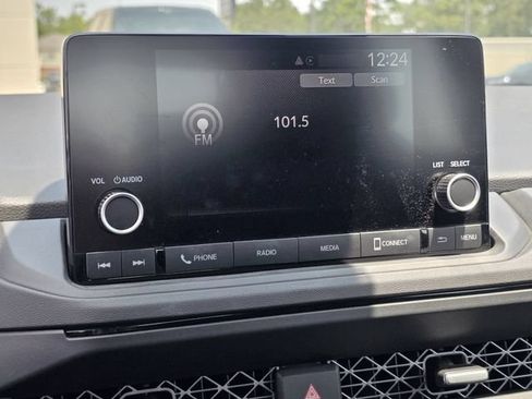 Used 2025 Honda Accord SE image 10