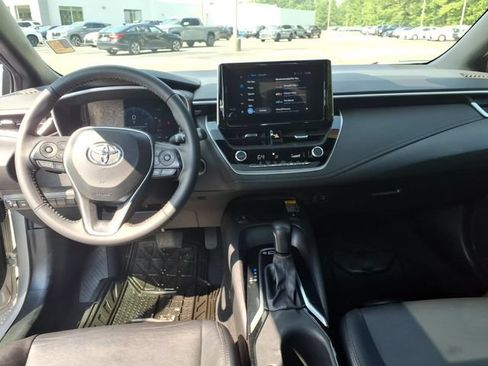 Used 2024 Toyota Corolla XSE FWD image 9