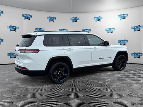 Certified 2023 Jeep Grand Cherokee L Laredo image 6