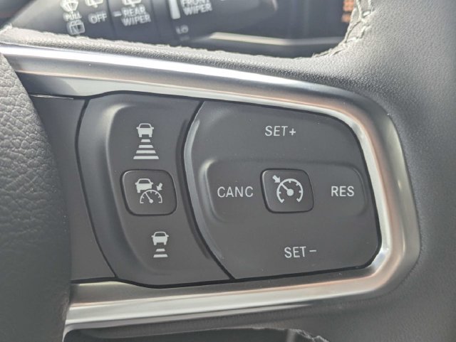 New 2026 Jeep Wrangler Unlimited Sahara AWD/4WD image 28