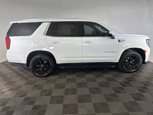 Used 2022 GMC Yukon SLE w/ Gmc Pro Safety Plus Package AWD/4WD image 6