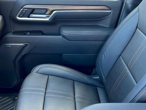 New 2025 Chevrolet Silverado 2500 High Country w/ High Country Premium Package image 22