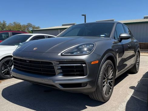 Used 2021 Porsche Cayenne E-Hybrid image 15