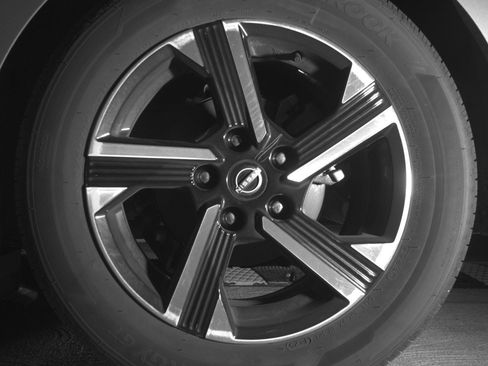 Used 2025 Nissan Sentra SV FWD image 14