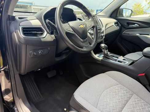 Used 2022 Chevrolet Equinox LT FWD image 11
