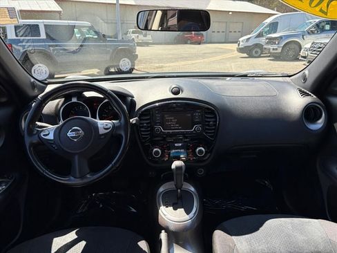 Used 2016 Nissan Juke SV image 7