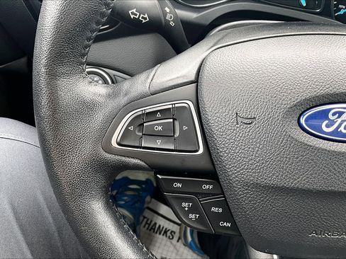 Used 2018 Ford Escape Titanium AWD/4WD image 16