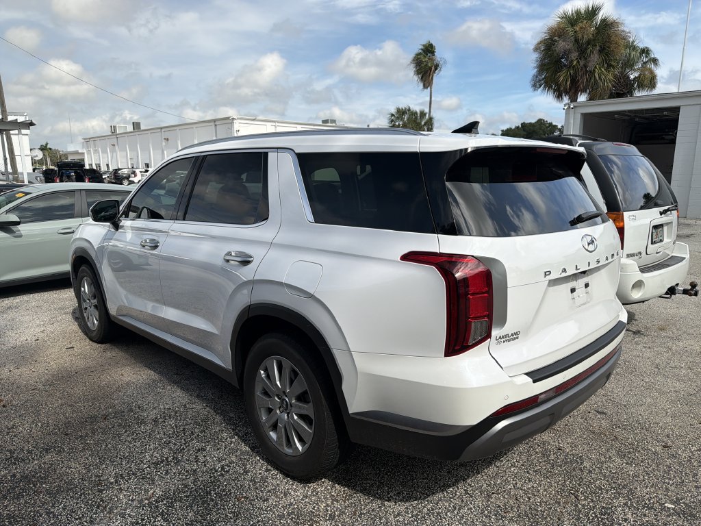 Used 2025 Hyundai Palisade SEL FWD image 6