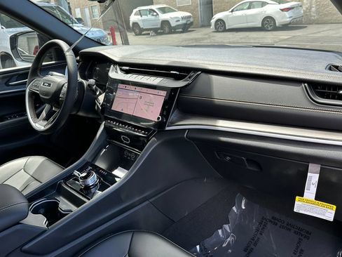 New 2026 Jeep Grand Cherokee L Limited AWD/4WD image 12