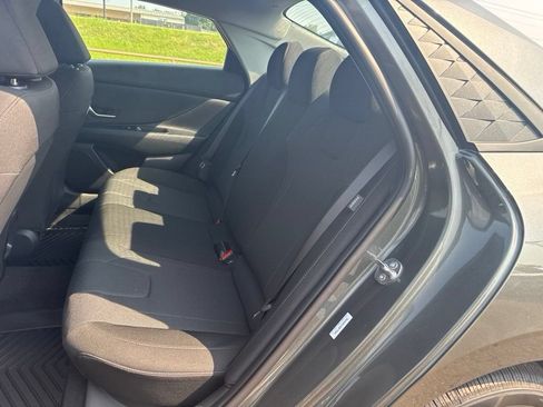 New 2026 Hyundai Elantra SE FWD image 14