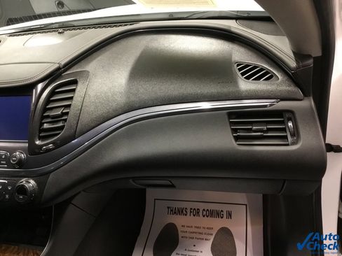 Used 2016 Chevrolet Impala LT w/ Convenience Package image 38