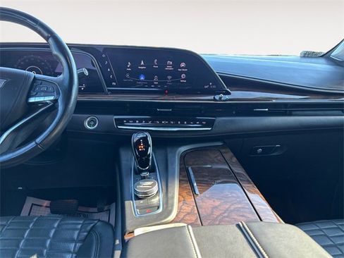 Used 2021 Cadillac Escalade ESV Sport Platinum image 11