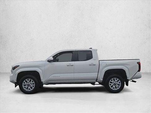 Certified 2026 Toyota Tacoma SR5 w/ SR5 Upgrade Package AWD/4WD image 9