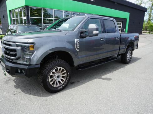 Used 2022 Ford F350 Lariat AWD/4WD image 2