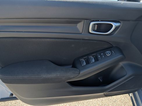 Used 2023 Honda Civic Sport image 21