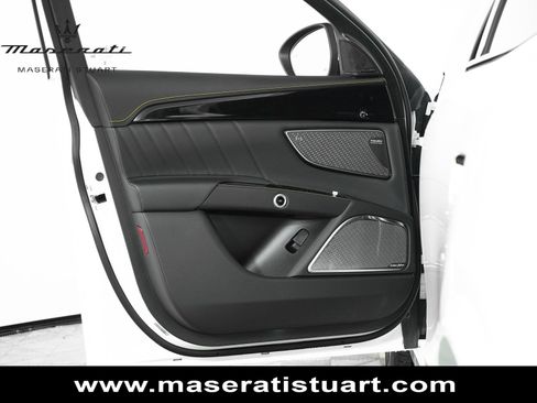 New 2025 Maserati Grecale Modena AWD/4WD image 14