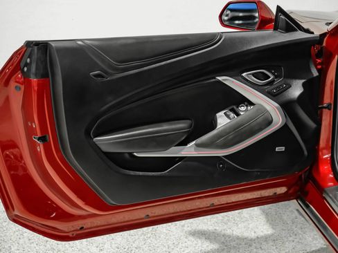 Used 2021 Chevrolet Camaro SS w/ Wild Cherry Design Package 2 RWD image 44