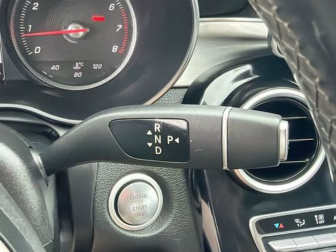 Used 2015 Mercedes-Benz C 300 4MATIC Sedan image 17