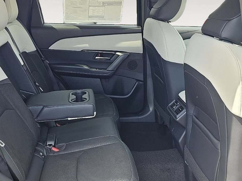 New 2026 MAZDA CX-5 Preferred AWD/4WD image 13