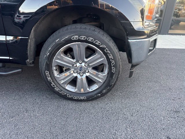 Used 2018 Ford F150 XLT w/ Equipment Group 302A Luxury AWD/4WD image 11
