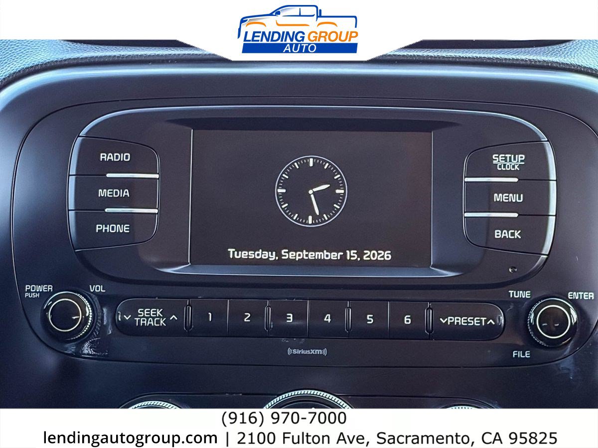 Used 2017 Kia Soul FWD image 13