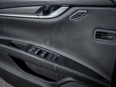 Used 2018 Maserati Ghibli S GranSport image 17