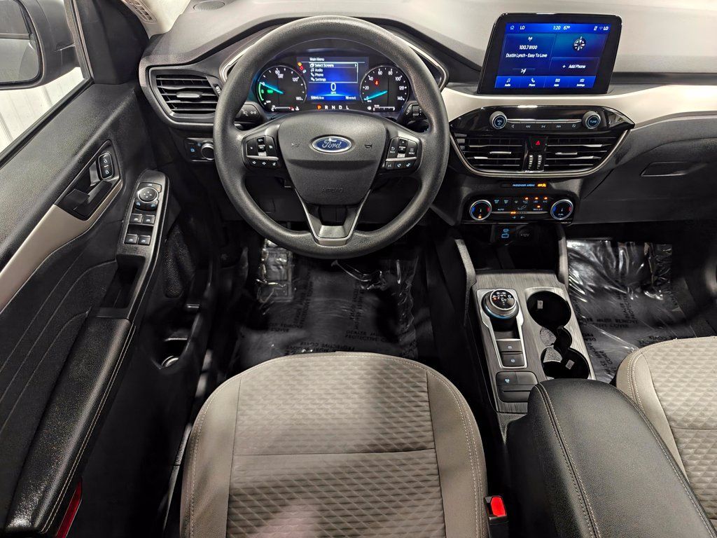 Used 2022 Ford Escape SE AWD/4WD image 4