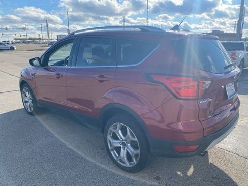 Used 2019 Ford Escape Titanium image 7