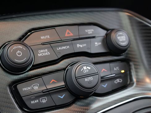 Used 2022 Dodge Challenger R/T Scat Pack RWD image 28
