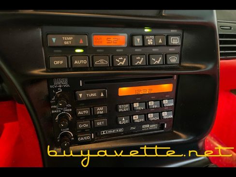 Used 1996 Chevrolet Corvette Coupe image 15