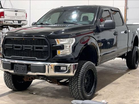 Used 2016 Ford F150 XLT w/ Trailer Tow Package image 32